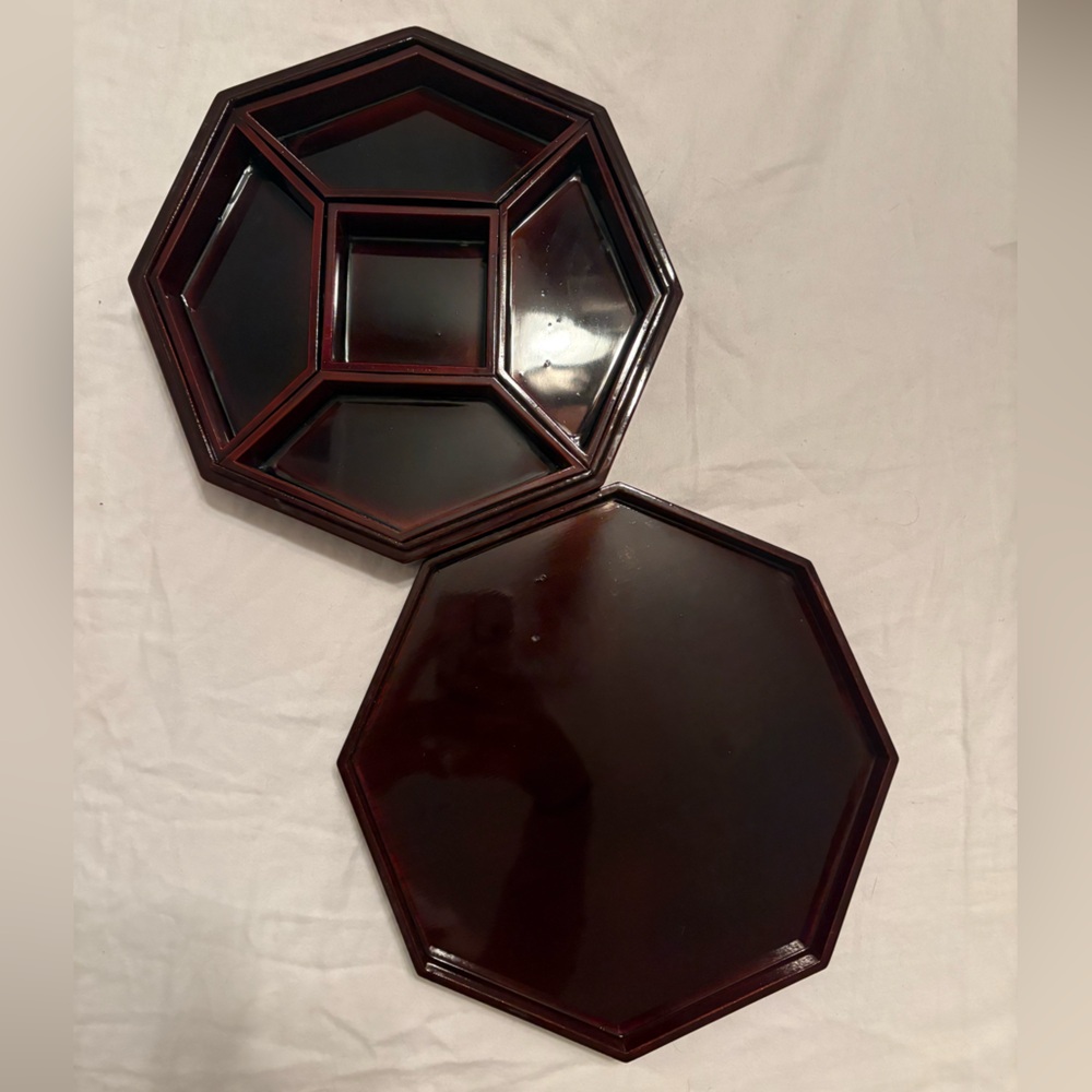 Stunning Vintage Korean Red Lacquer Octagon Mother of Pearl Jewelry Box Najeon - Picture 7 of 10